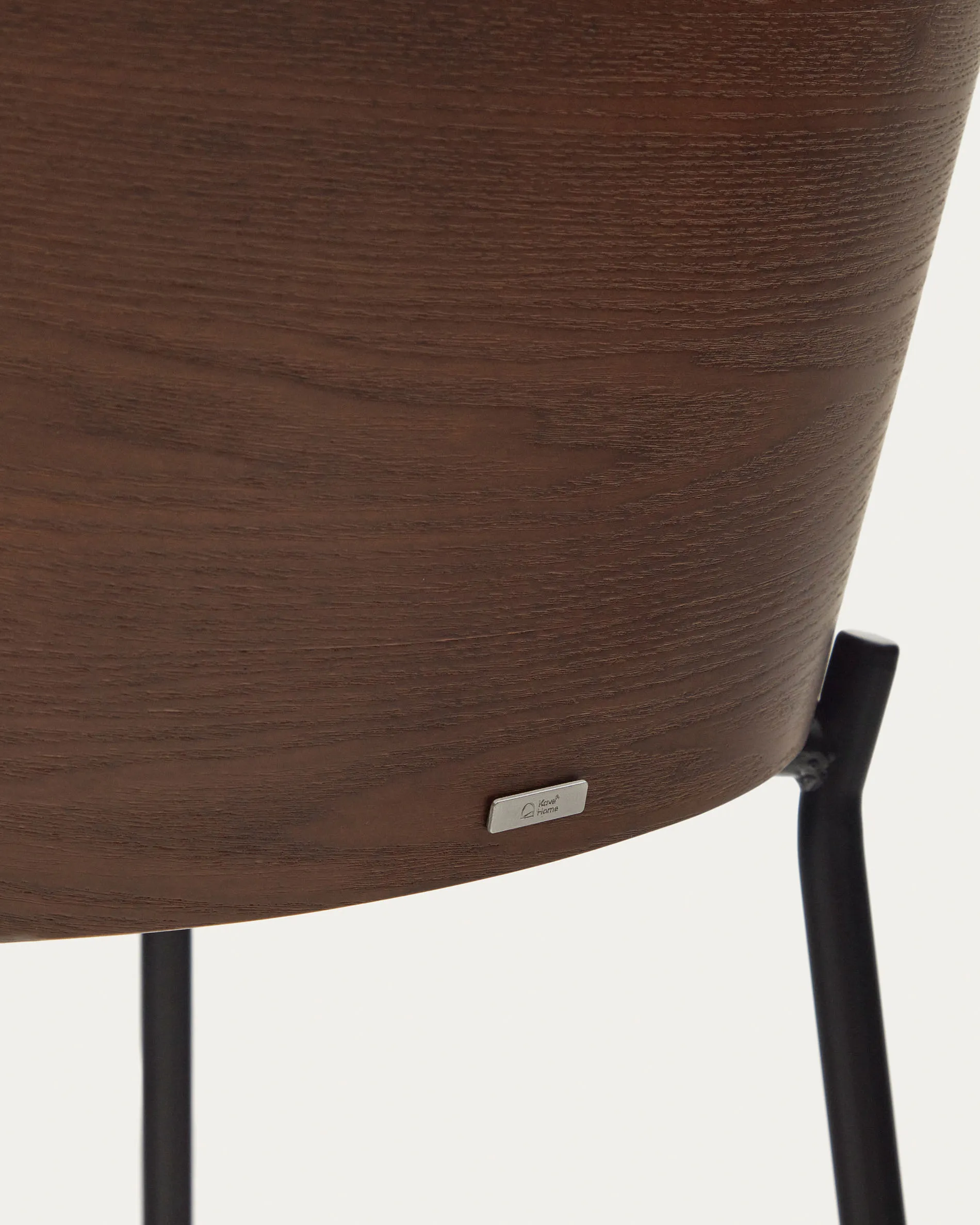 Барный стул La Forma Eamy светло-коричневый с отделкой из шпона ясеня 178072