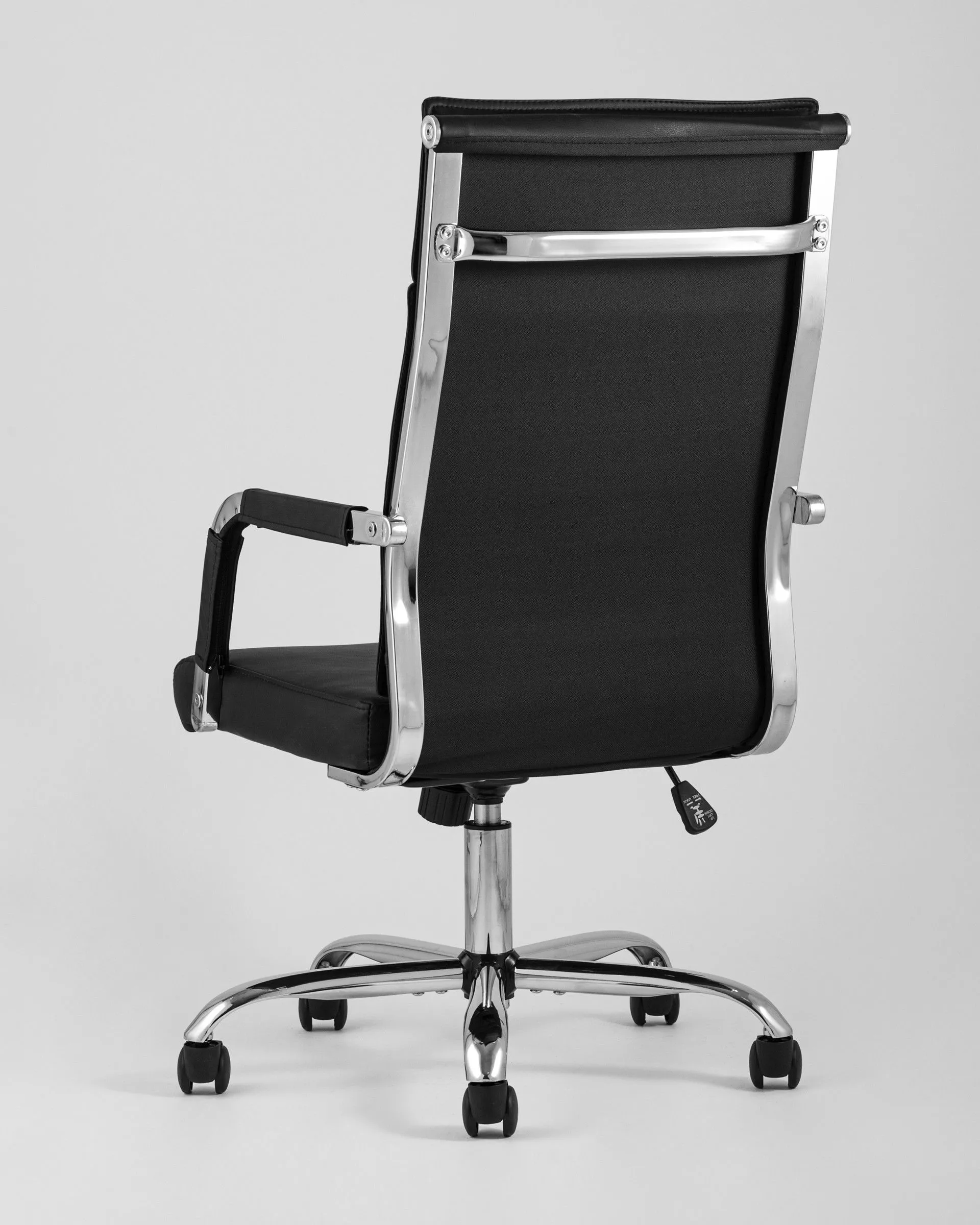 Кресло офисное TopChairs Original с высокой спинкой и подлокотниками черный