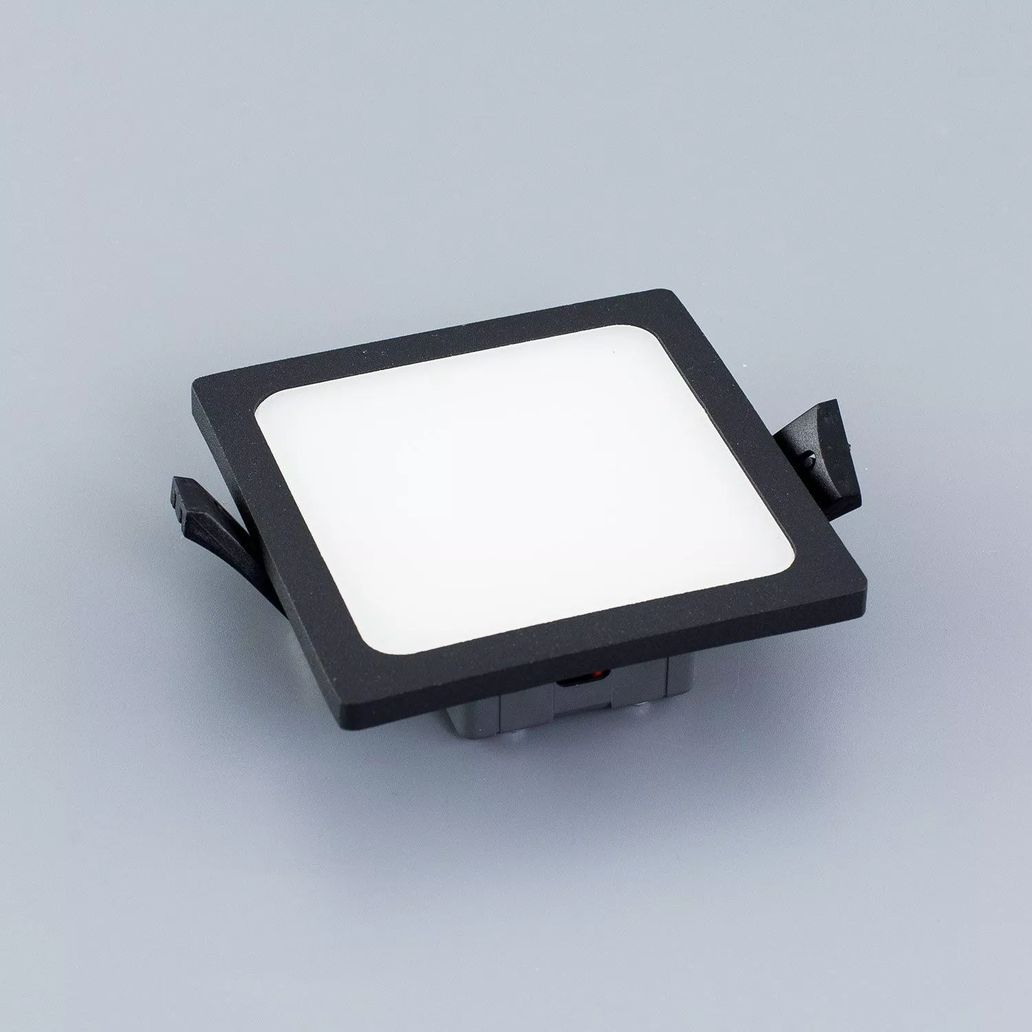 Встраиваемый светильник Омега D 90 черный Citilux CLD50K082
